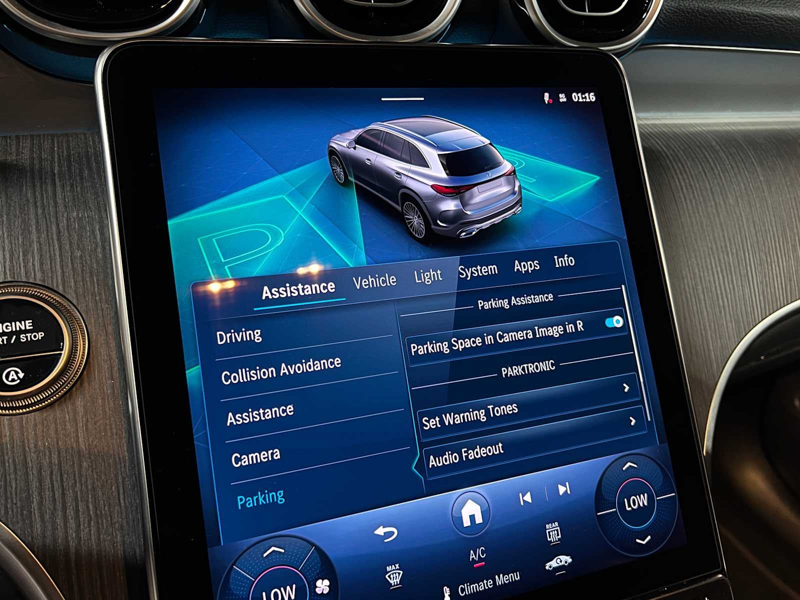 2025 Mercedes-Benz GLC GLC 300