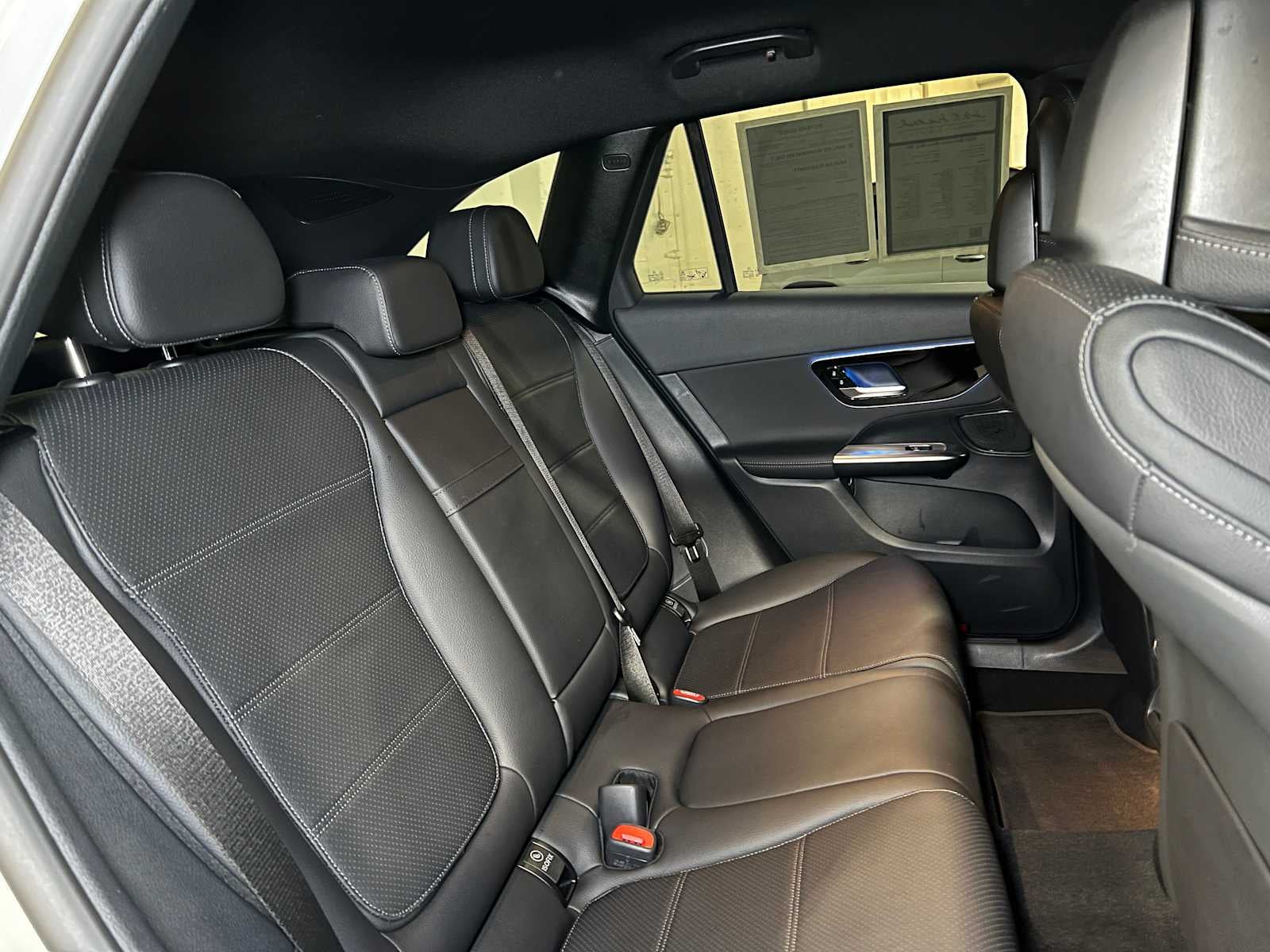 2025 Mercedes-Benz GLC GLC 300