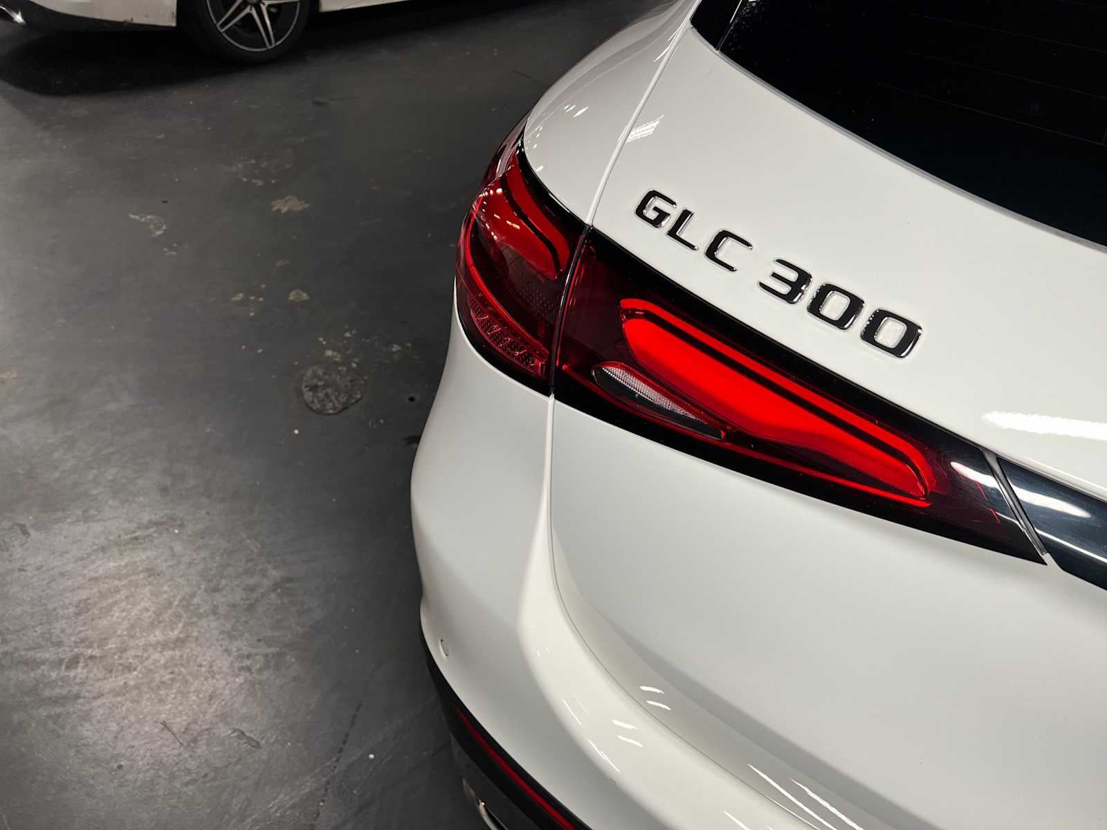 2025 Mercedes-Benz GLC 300 4MATIC® SUV