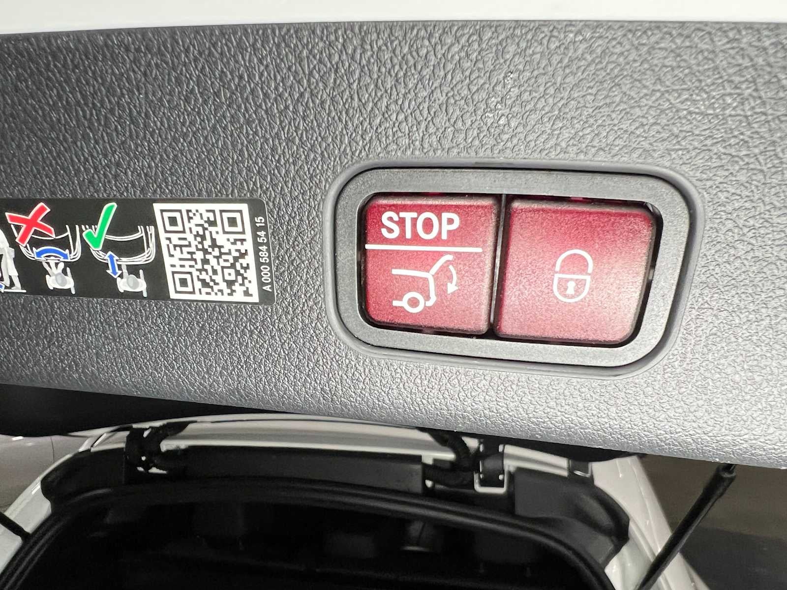 2025 Mercedes-Benz GLC 300 4MATIC® SUV