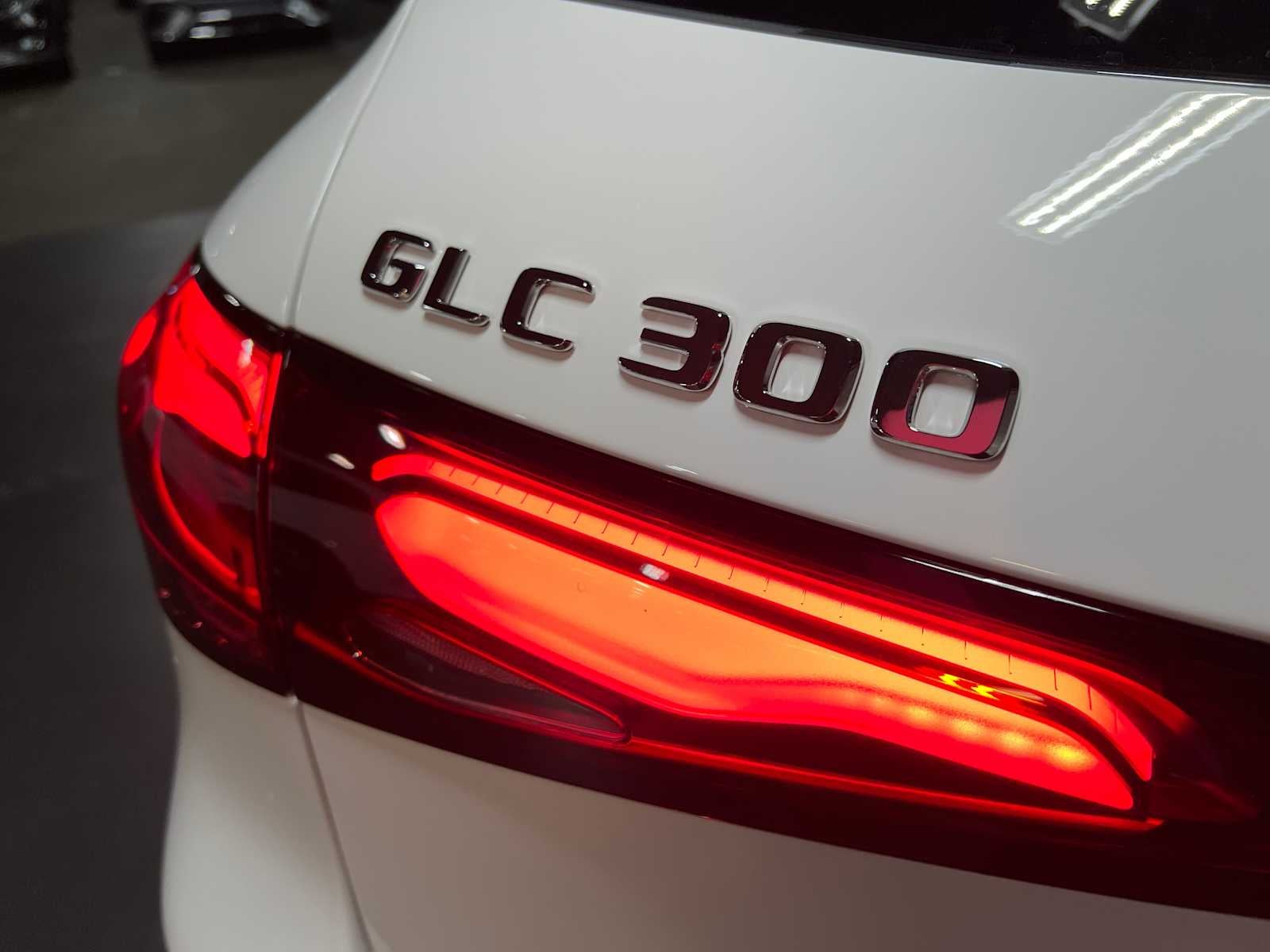 2025 Mercedes-Benz GLC 300 4MATIC® SUV