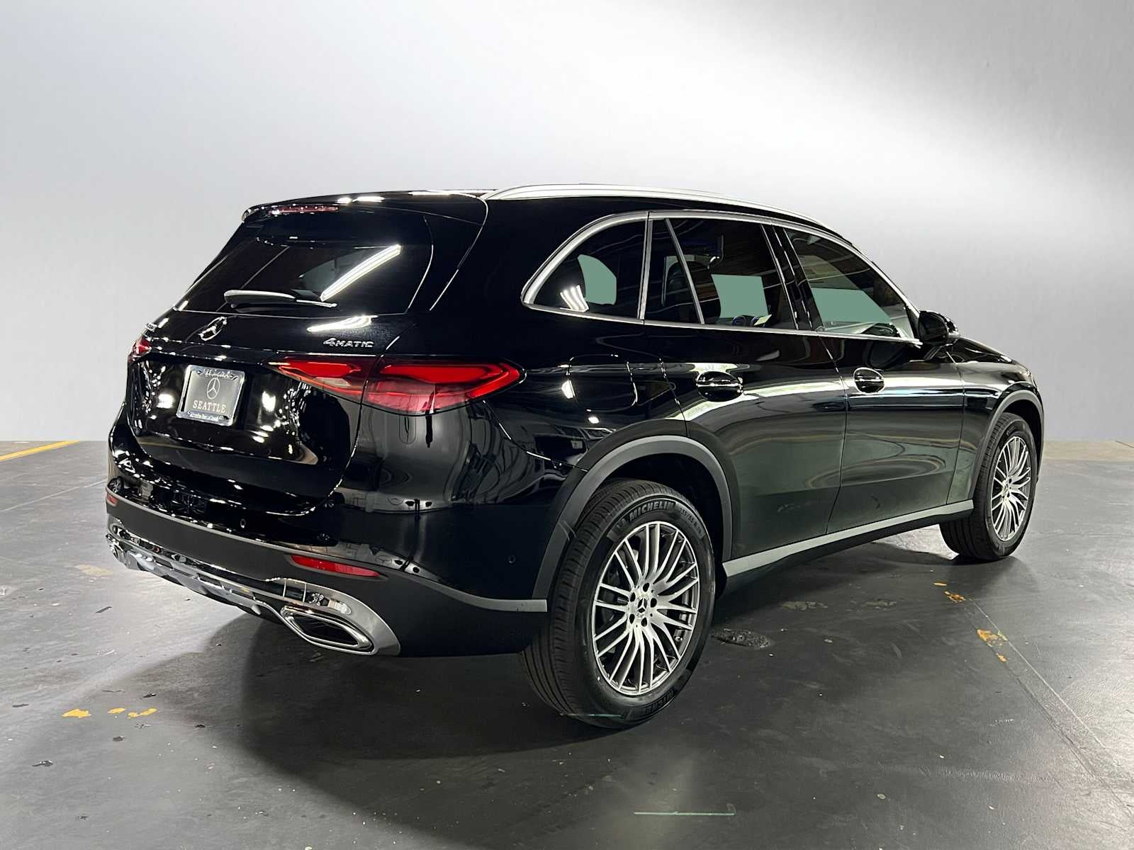2025 Mercedes-Benz GLC 300 4MATIC® SUV