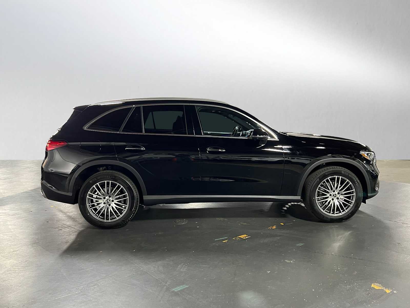 2025 Mercedes-Benz GLC 300 4MATIC® SUV