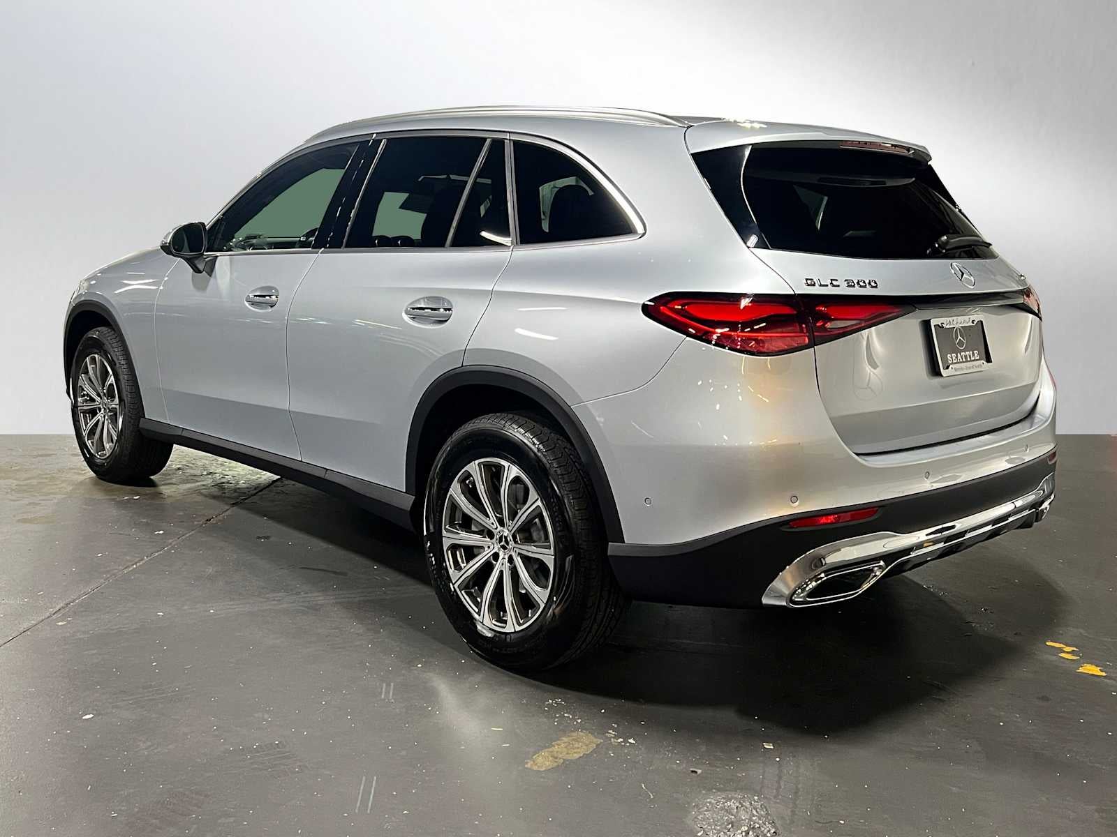 2025 Mercedes-Benz GLC GLC 300