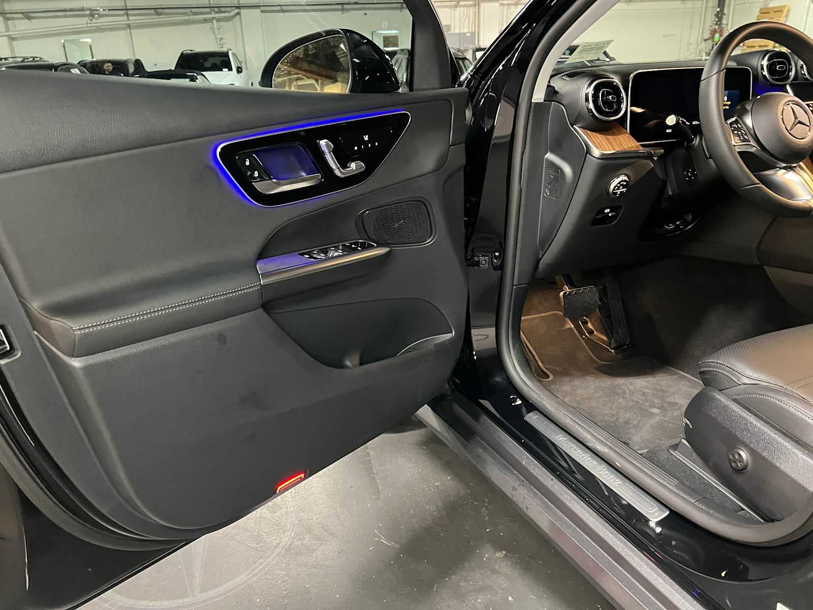 2025 Mercedes-Benz GLC 350e 4MATIC® SUV