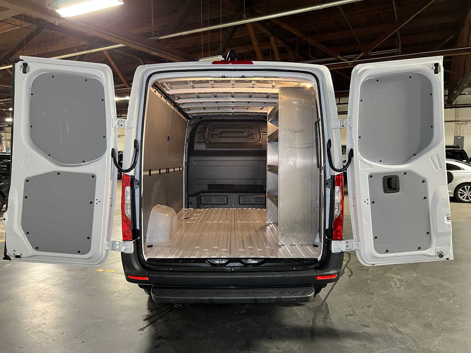 2025 Mercedes-Benz Sprinter 2500 Standard Roof I4 Diesel 144" RWD