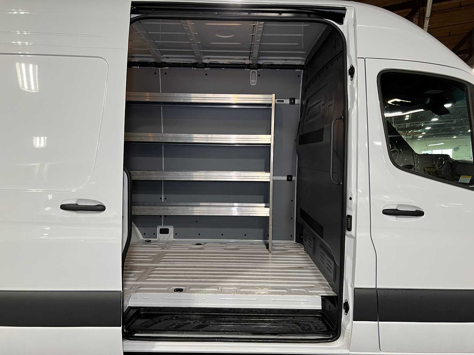2025 Mercedes-Benz Sprinter 2500 Standard Roof I4 Diesel 144" RWD