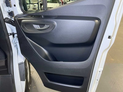 2025 Mercedes-Benz Sprinter 2500 Standard Roof I4 Diesel 144" RWD
