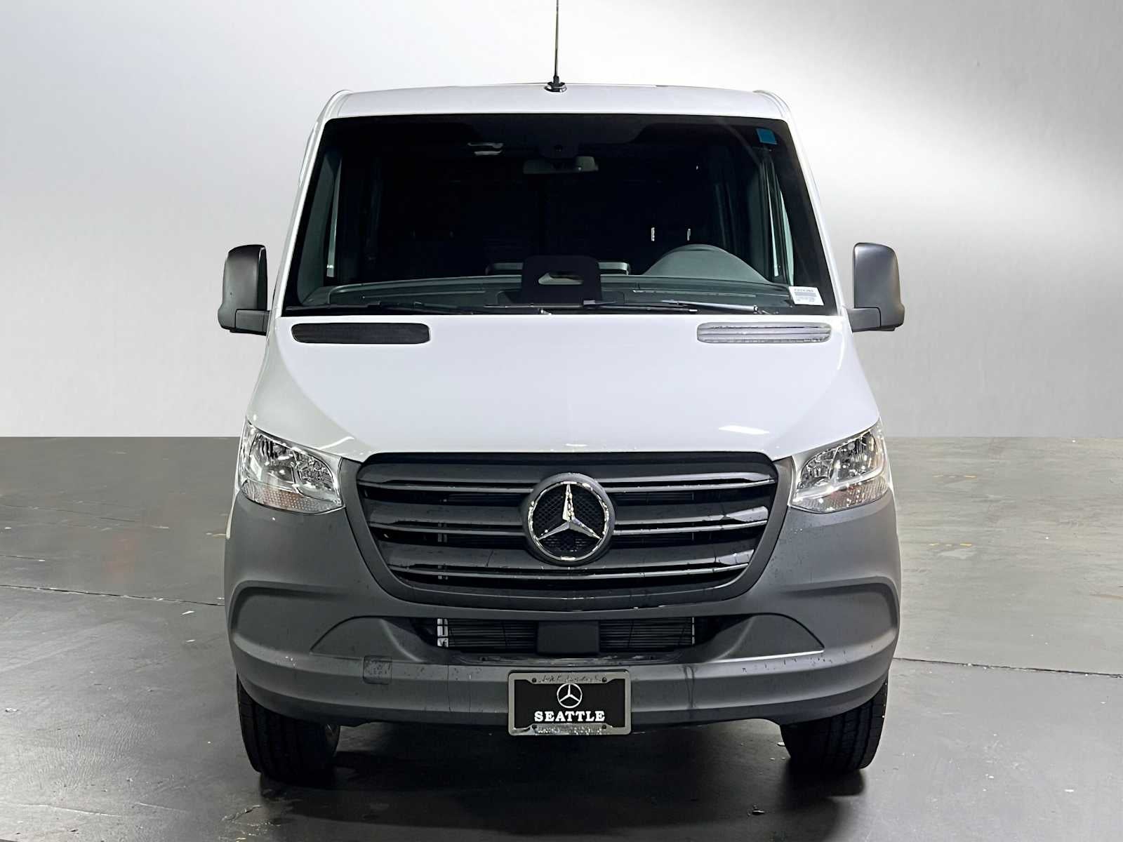 2025 Mercedes-Benz Sprinter 2500 Standard Roof I4 Diesel 144" RWD