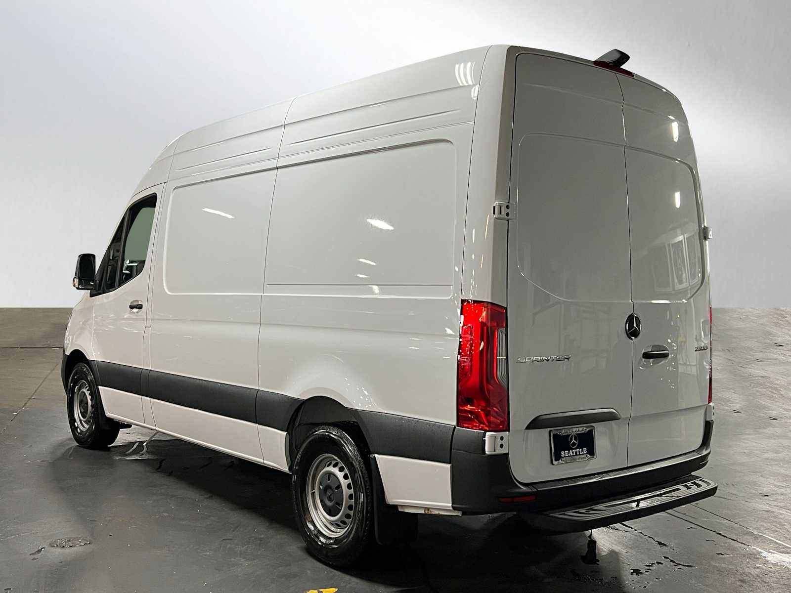2025 Mercedes-Benz Sprinter 2500 Standard Roof I4 Diesel 144" RWD