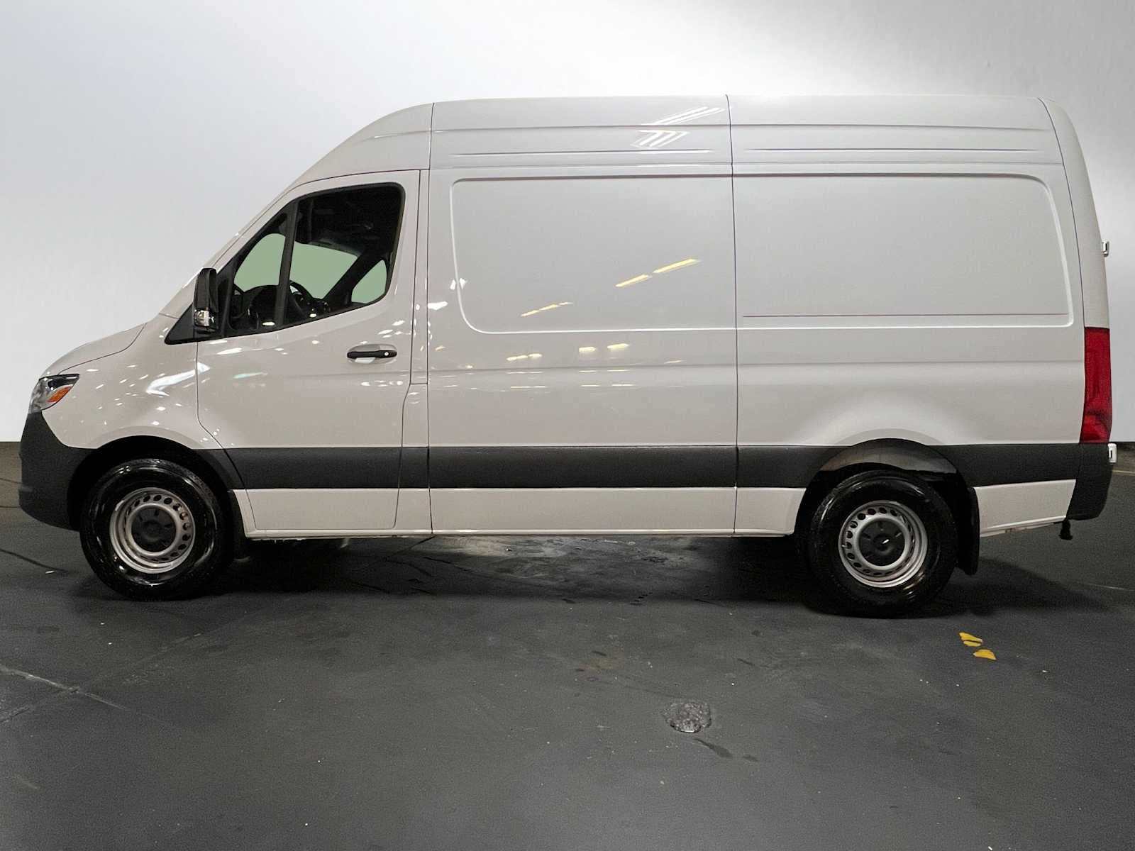 2025 Mercedes-Benz Sprinter 2500 Standard Roof I4 Diesel 144" RWD