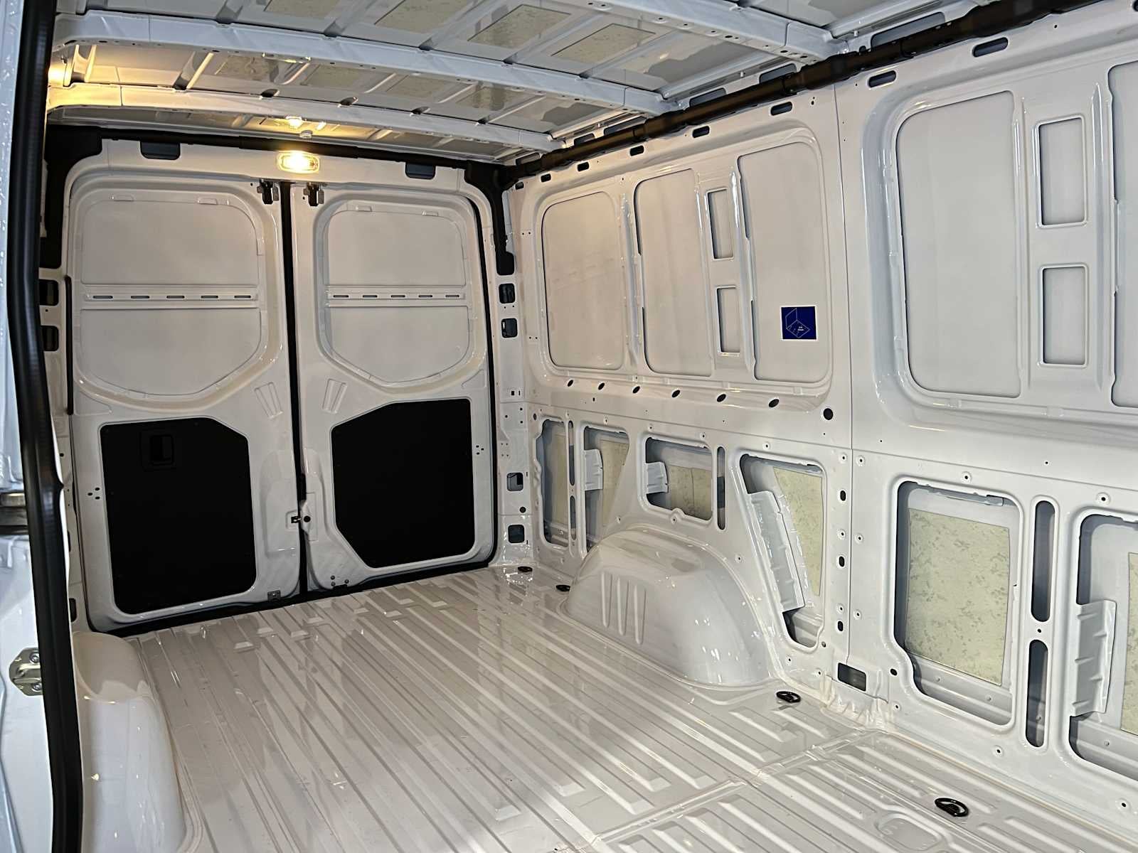 2025 Mercedes-Benz Sprinter 2500 Standard Roof I4 Diesel 144" RWD