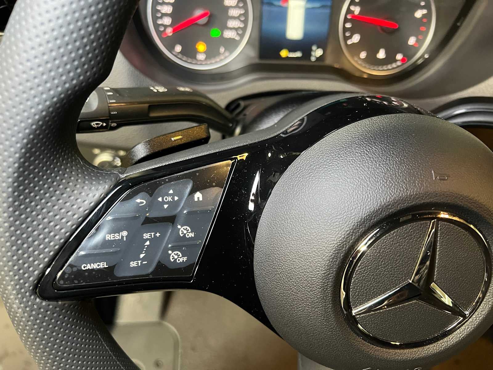 2026 Mercedes-Benz Sprinter 2500 Standard Roof I4 Diesel HO 144" RWD