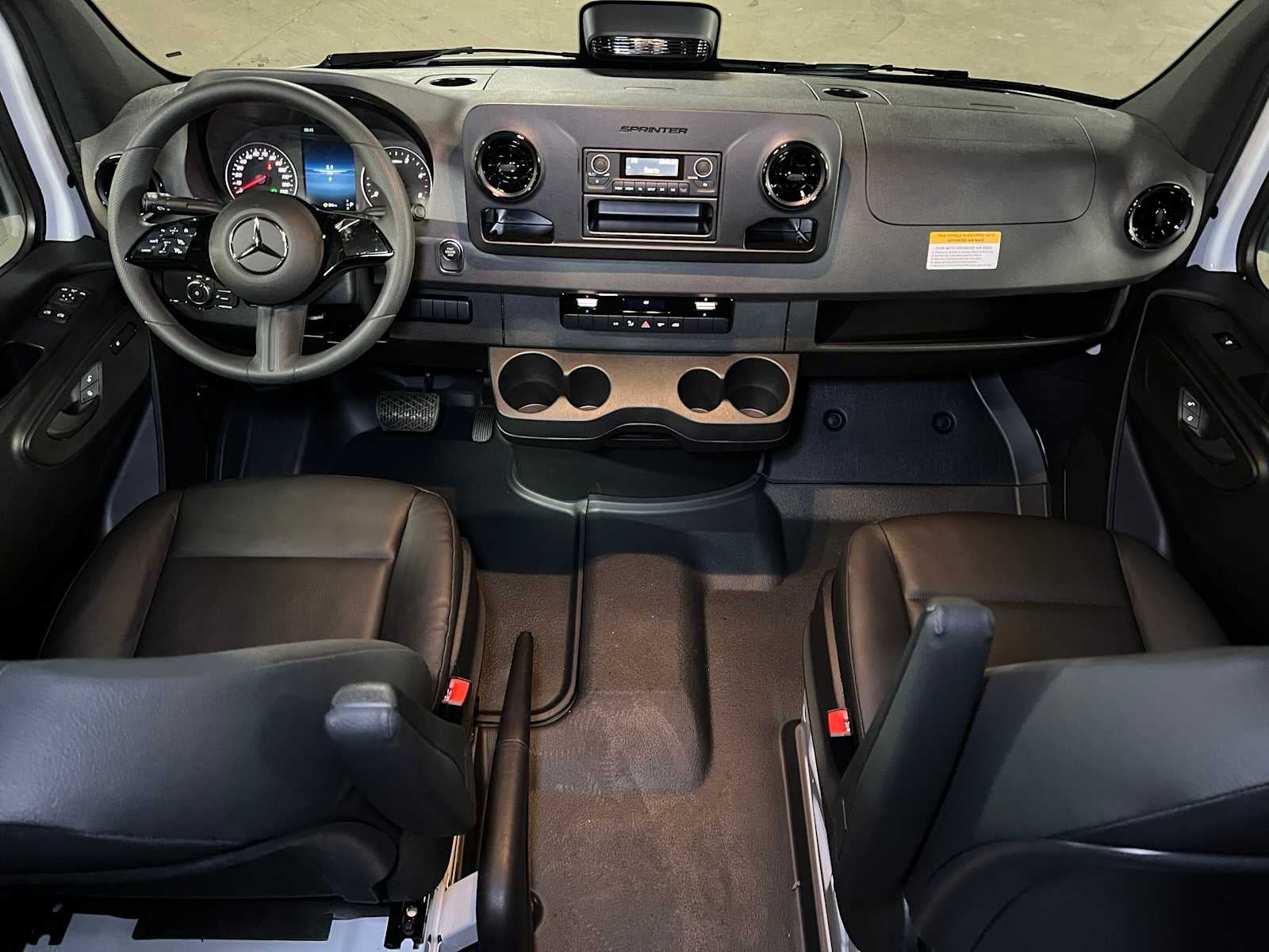 2025 Mercedes-Benz Sprinter 2500 Standard Roof I4 Diesel HO 144" RWD