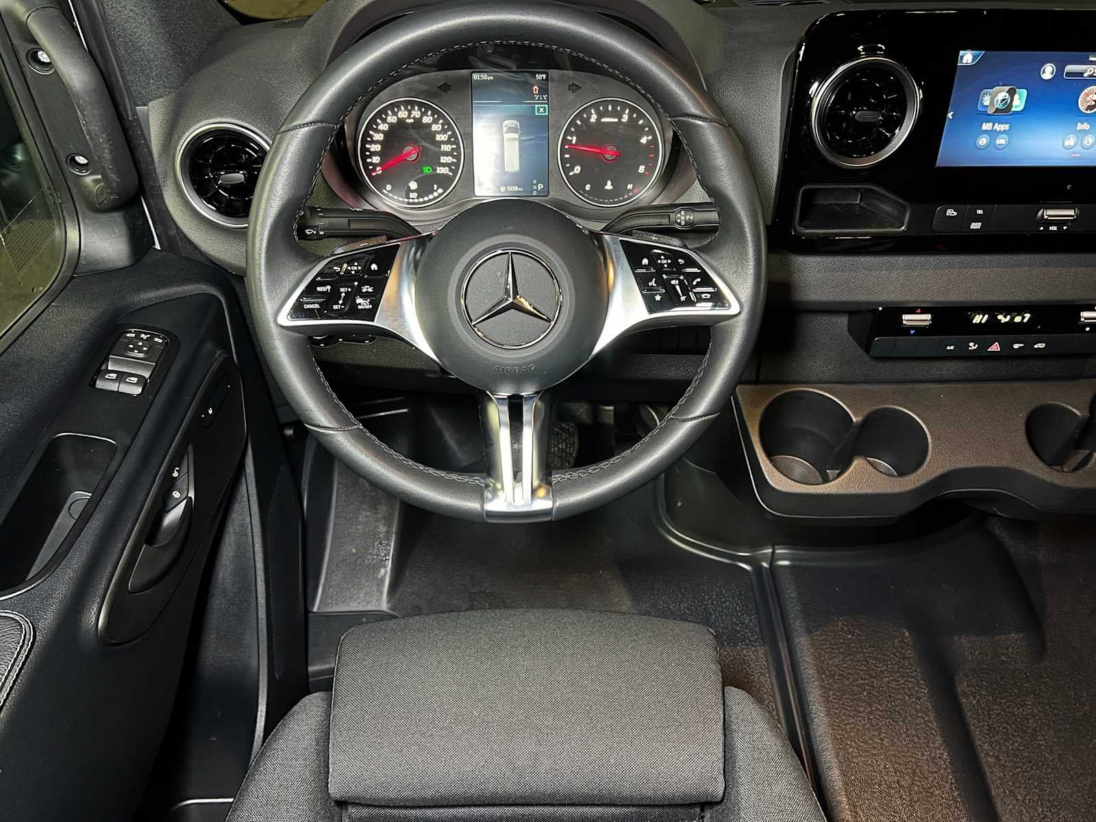 2025 Mercedes-Benz Sprinter 2500 Standard Roof I4 Diesel HO 144" RWD