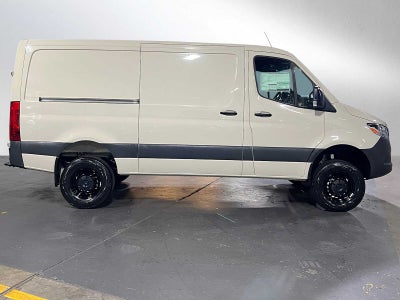 2025 Mercedes-Benz Sprinter 2500 Standard Roof I4 Diesel HO 144" AWD