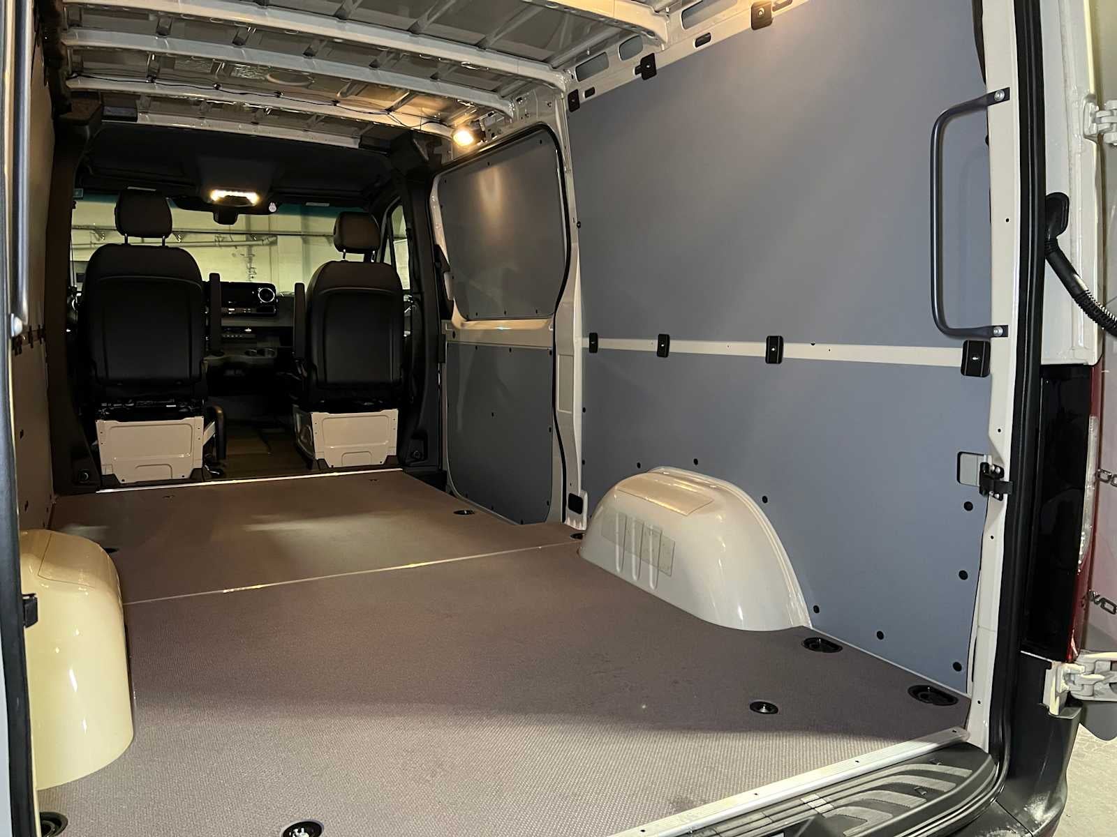 2025 Mercedes-Benz Sprinter 2500 Standard Roof I4 Diesel HO 144" AWD