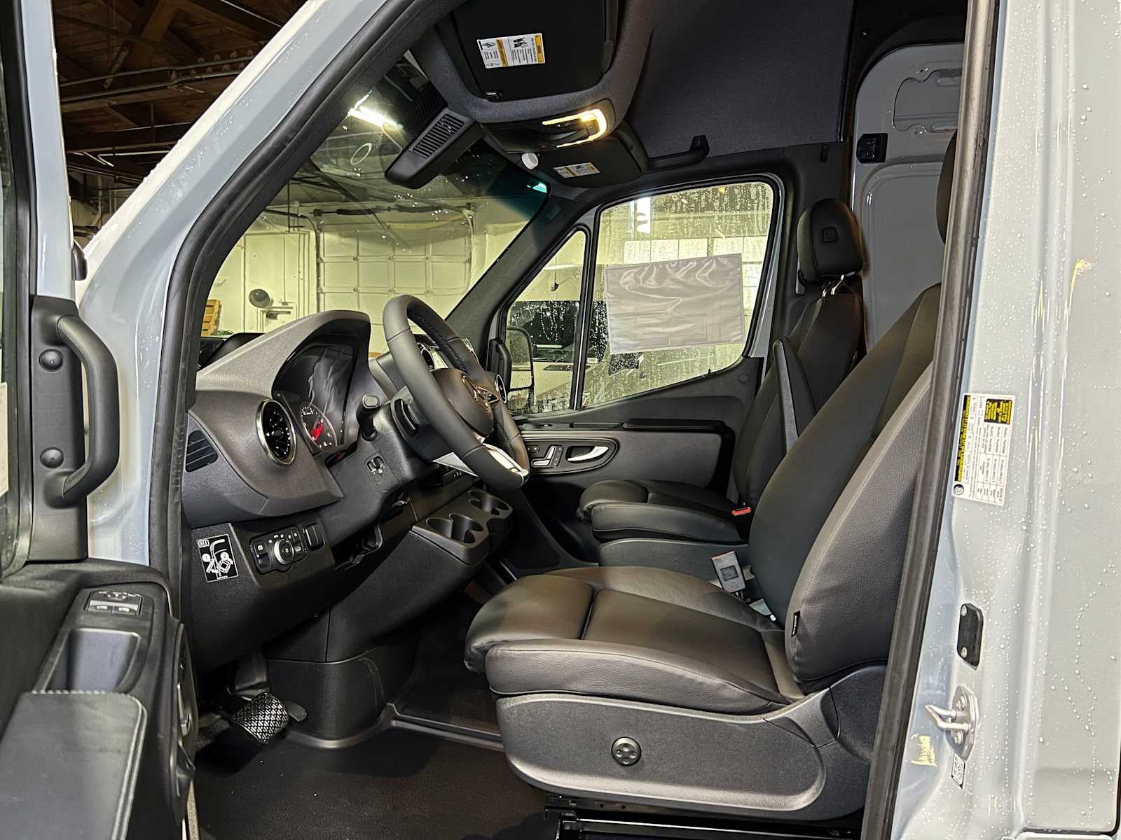 2026 Mercedes-Benz Sprinter 2500 Standard Roof I4 Diesel HO 144" AWD