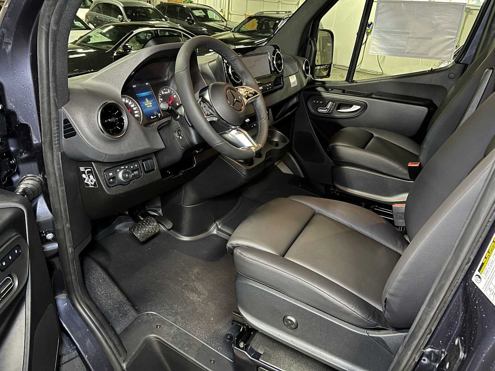 2026 Mercedes-Benz Sprinter 2500 Standard Roof I4 Diesel HO 144" AWD