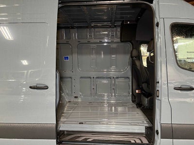 2026 Mercedes-Benz Sprinter 2500 Standard Roof I4 Diesel HO 144" AWD