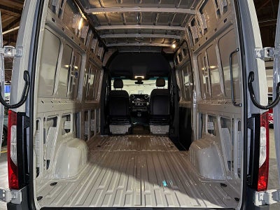 2026 Mercedes-Benz Sprinter 2500 Standard Roof I4 Diesel HO 144" AWD