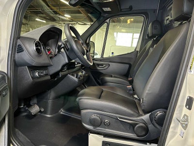 2025 Mercedes-Benz Sprinter 2500 Standard Roof I4 Diesel HO 144" AWD