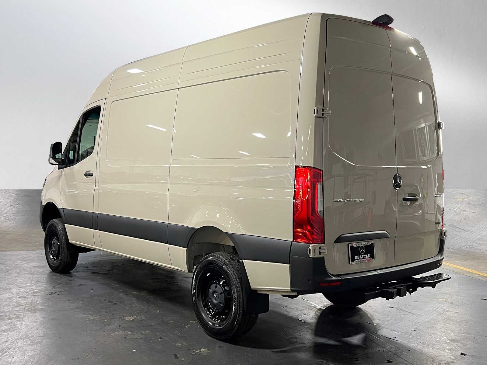 2025 Mercedes-Benz Sprinter 2500 Standard Roof I4 Diesel HO 144" AWD