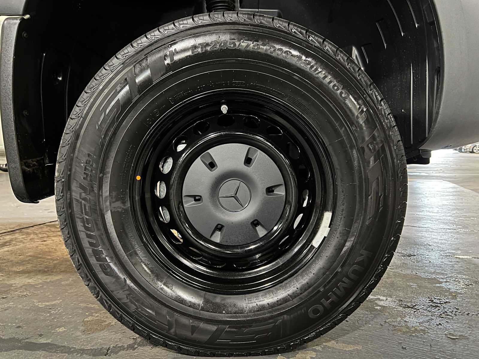 2025 Mercedes-Benz Sprinter 2500 Standard Roof I4 Diesel HO 144" AWD