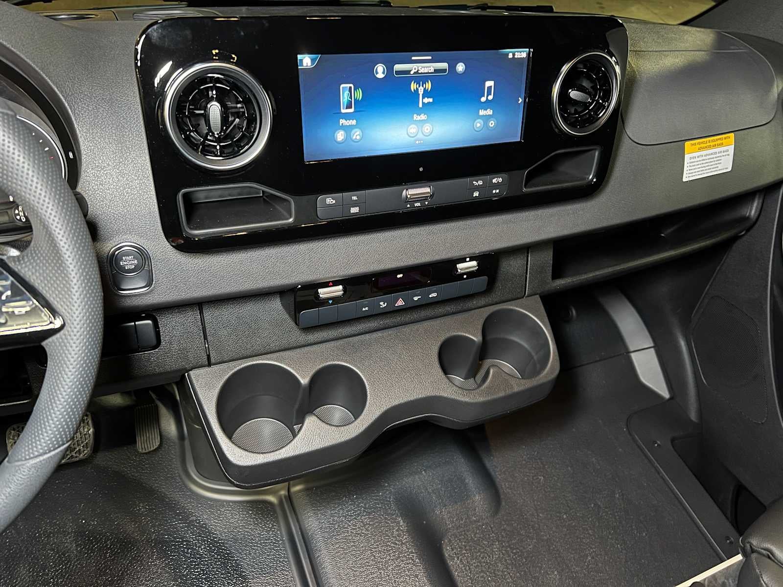 2025 Mercedes-Benz Sprinter 2500 Standard Roof I4 Diesel HO 144" AWD