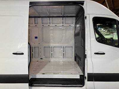 2025 Mercedes-Benz Sprinter 2500 High Roof I4 Diesel HO 170" RWD