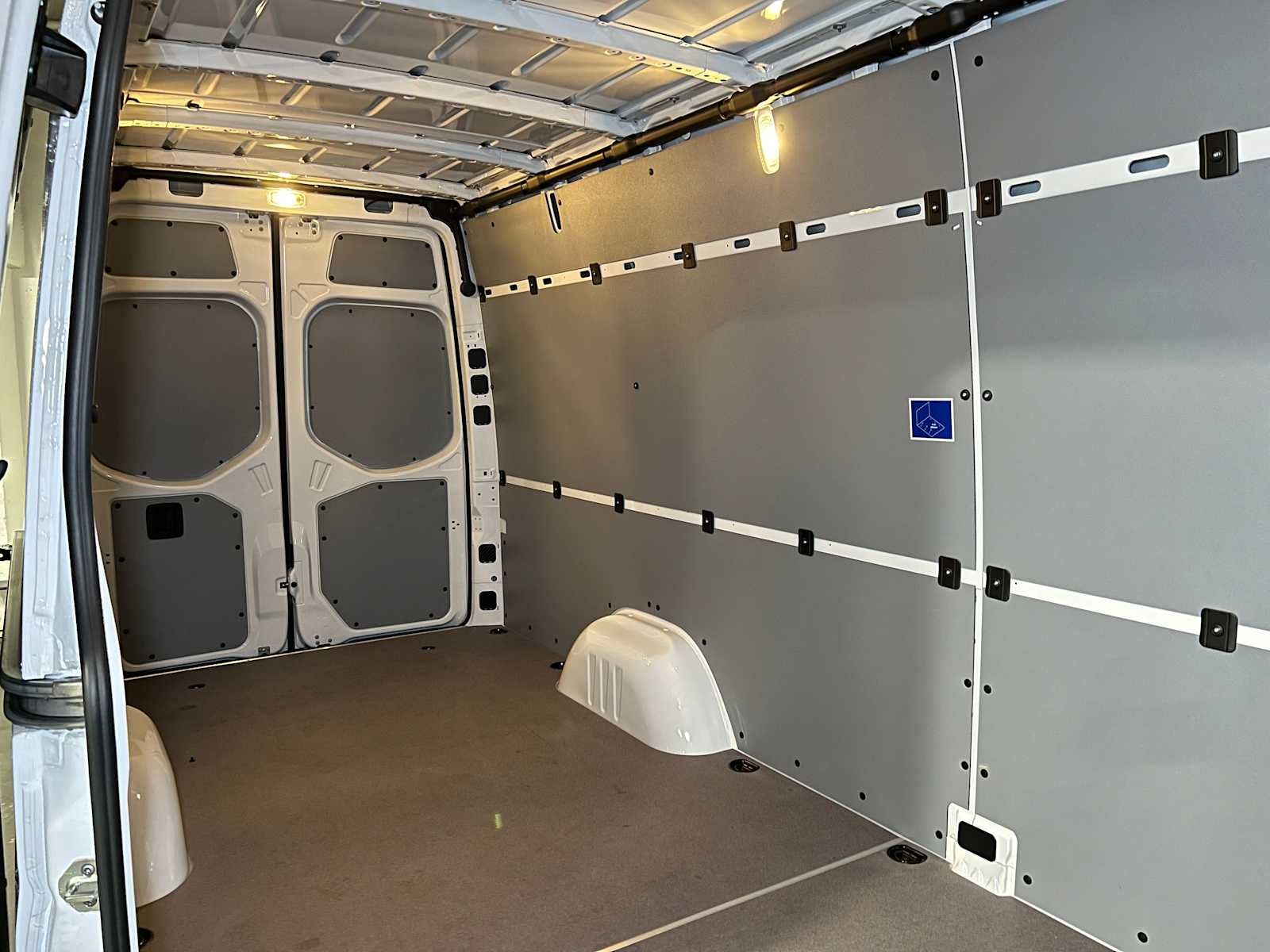 2026 Mercedes-Benz Sprinter 2500 High Roof I4 Diesel HO 170" RWD