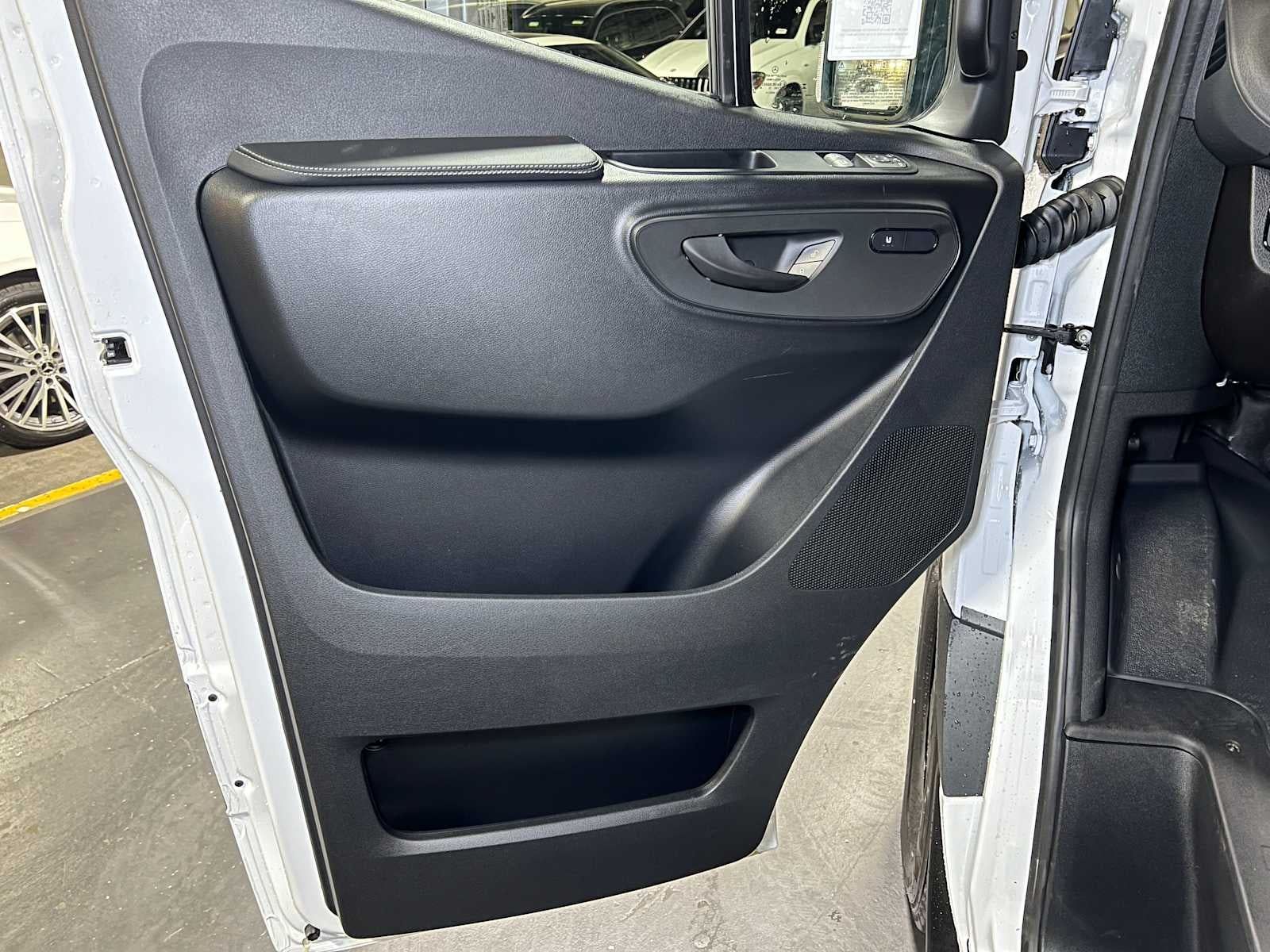 2026 Mercedes-Benz Sprinter 2500 High Roof I4 Diesel HO 170" RWD