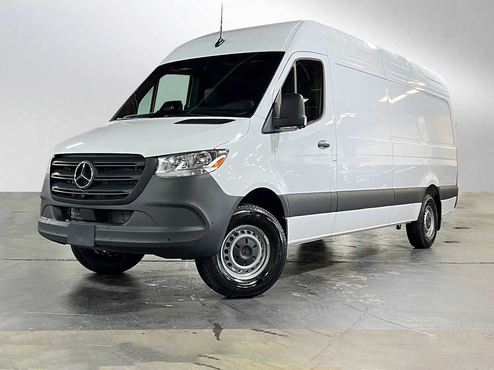 2025 Mercedes-Benz Sprinter 2500 High Roof I4 Diesel HO 170" RWD