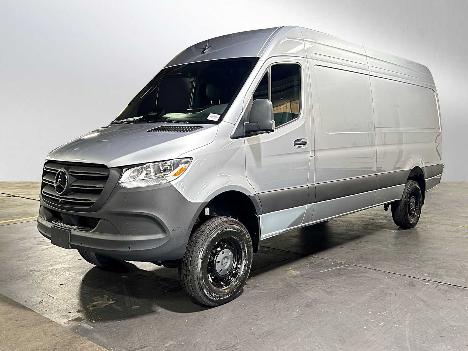 2025 Mercedes-Benz Sprinter 2500 High Roof I4 Diesel HO 170" AWD