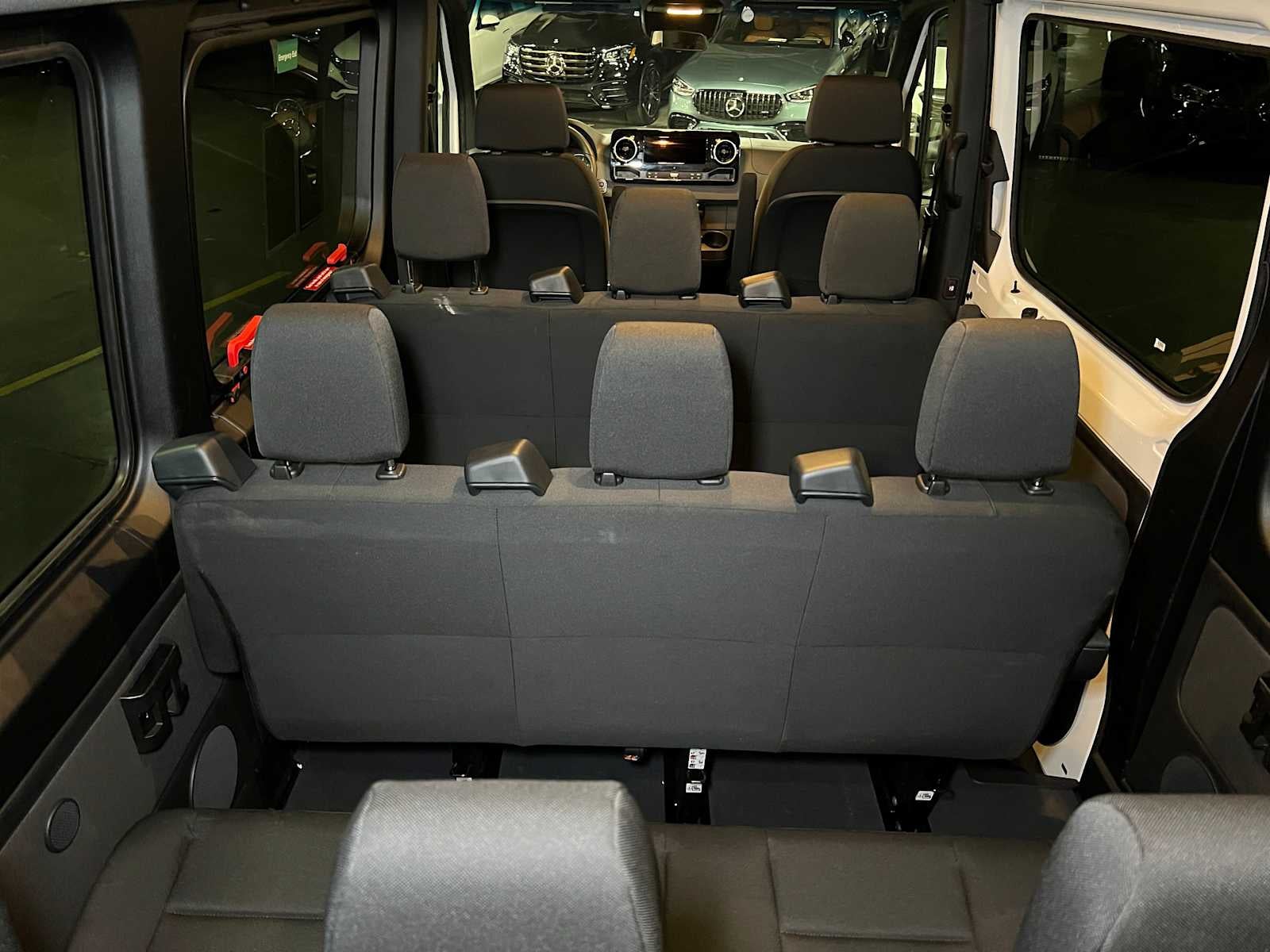 2024 Mercedes-Benz Sprinter 2500 Standard Roof I4 Diesel 144" RWD