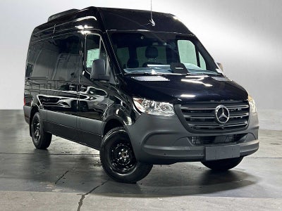 2025 Mercedes-Benz Sprinter 2500 Standard Roof I4 Diesel HO 144" RWD