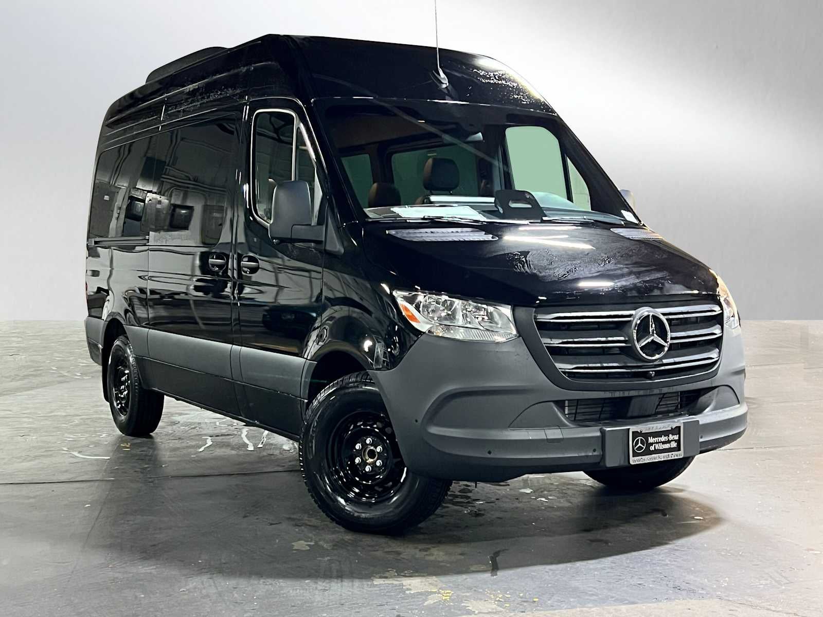 2025 Mercedes-Benz Sprinter 2500 Standard Roof I4 Diesel HO 144" RWD