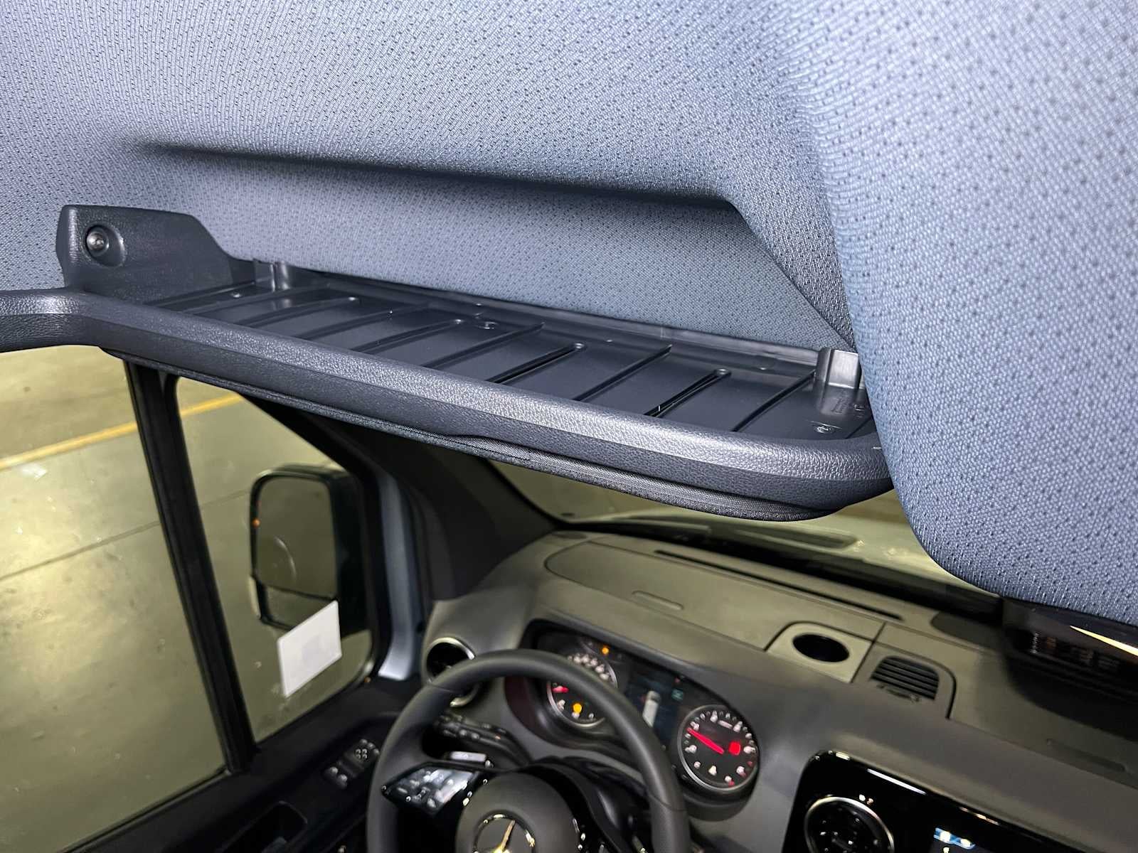 2025 Mercedes-Benz Sprinter 2500 Standard Roof I4 Diesel HO 144" RWD