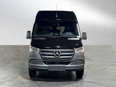 2025 Mercedes-Benz Sprinter 2500 Standard Roof I4 Diesel HO 144" RWD