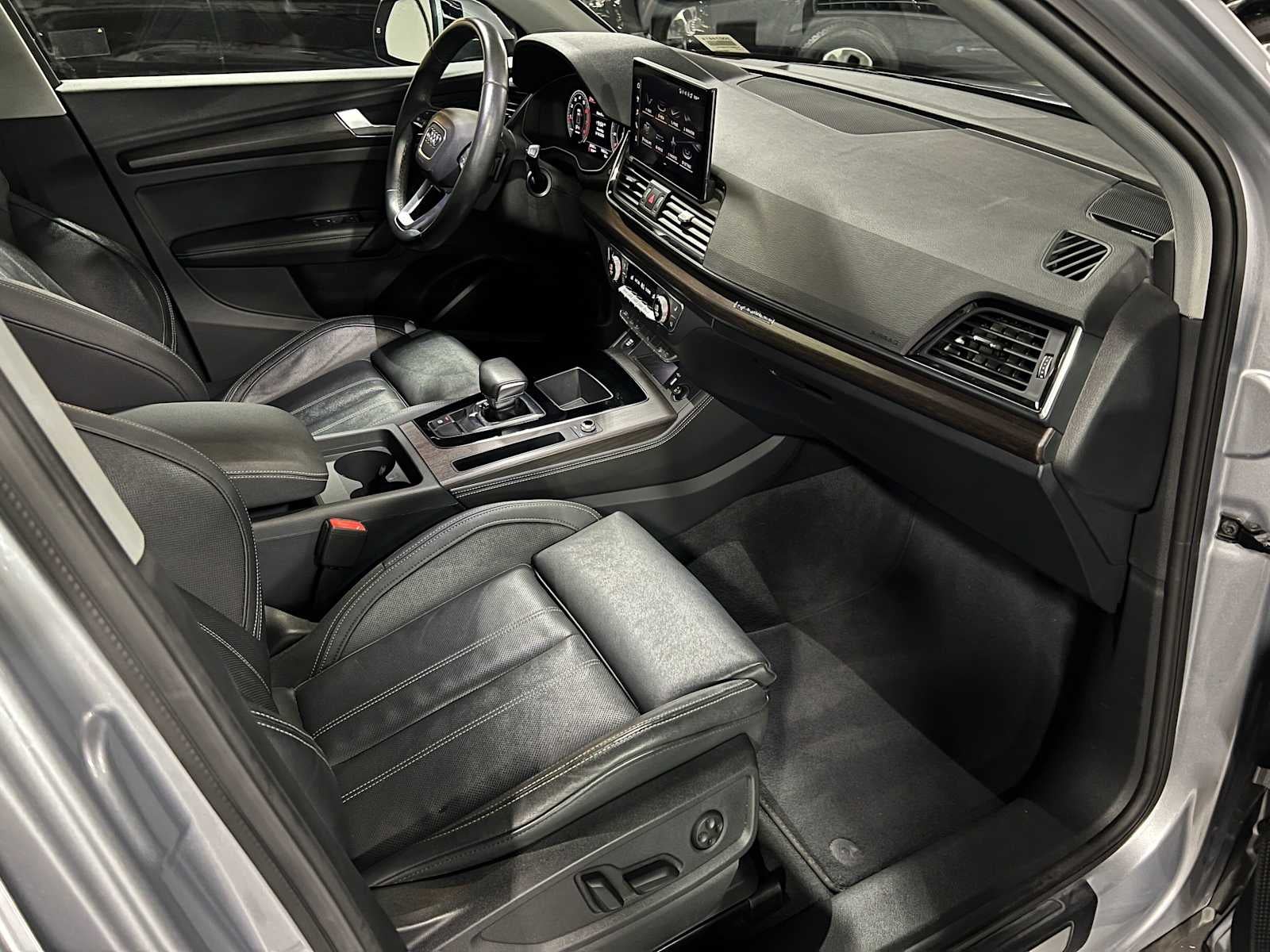 2023 Audi Q5 Premium Plus