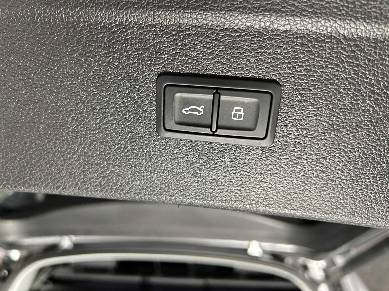 2023 Audi Q5 Premium Plus