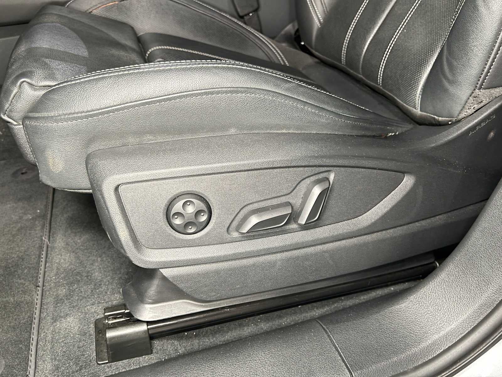 2023 Audi Q5 Premium Plus