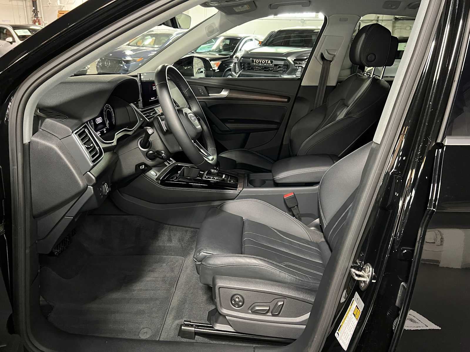 2023 Audi Q5 S line Premium Plus