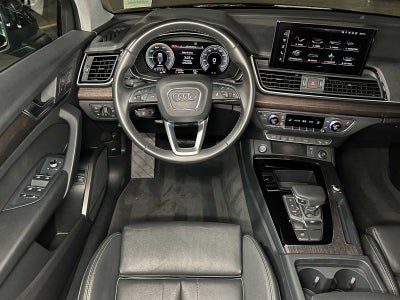 2024 Audi Q5 S line Premium
