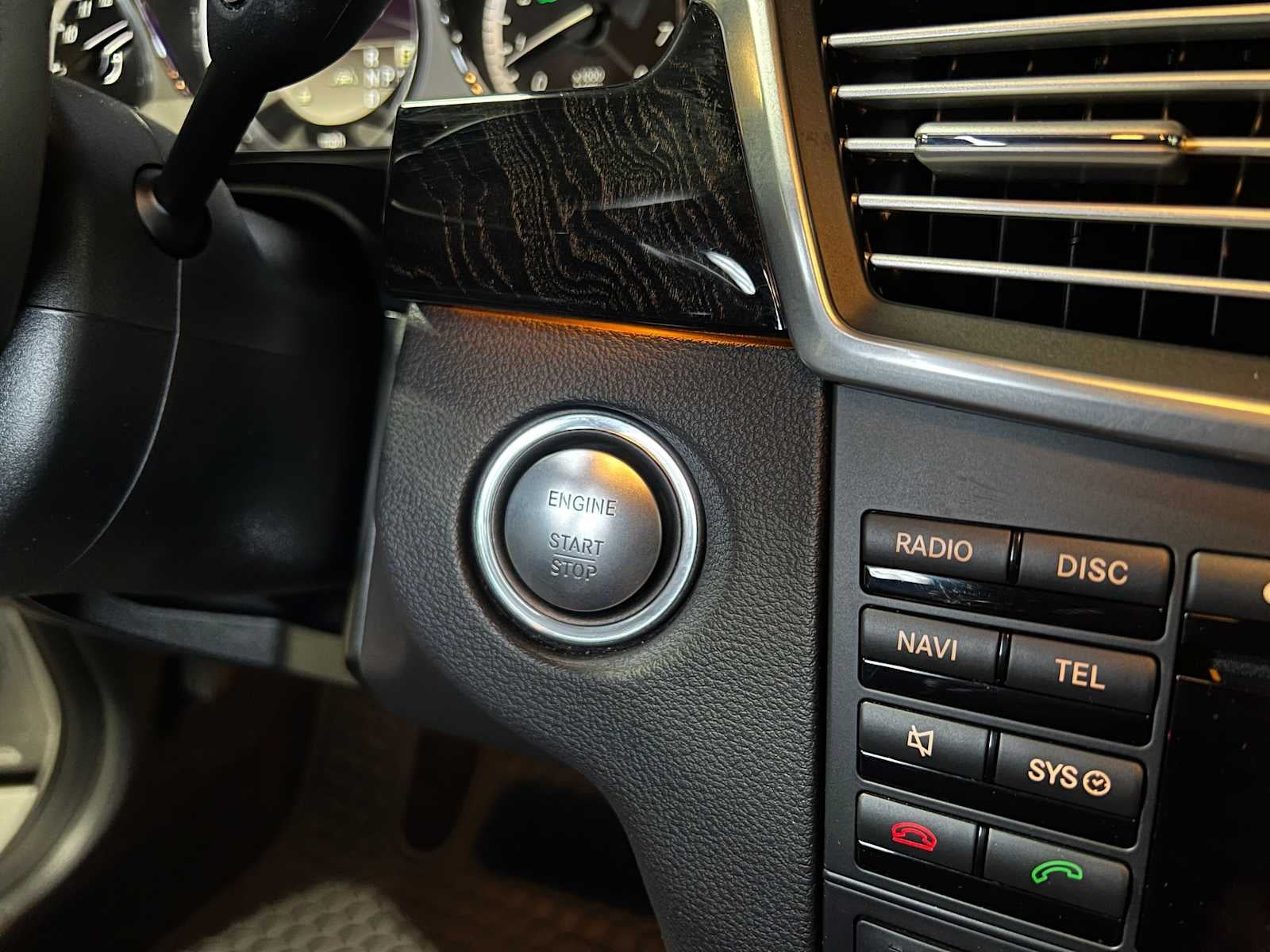2012 Mercedes-Benz E 350 4dr Sdn 4MATIC®