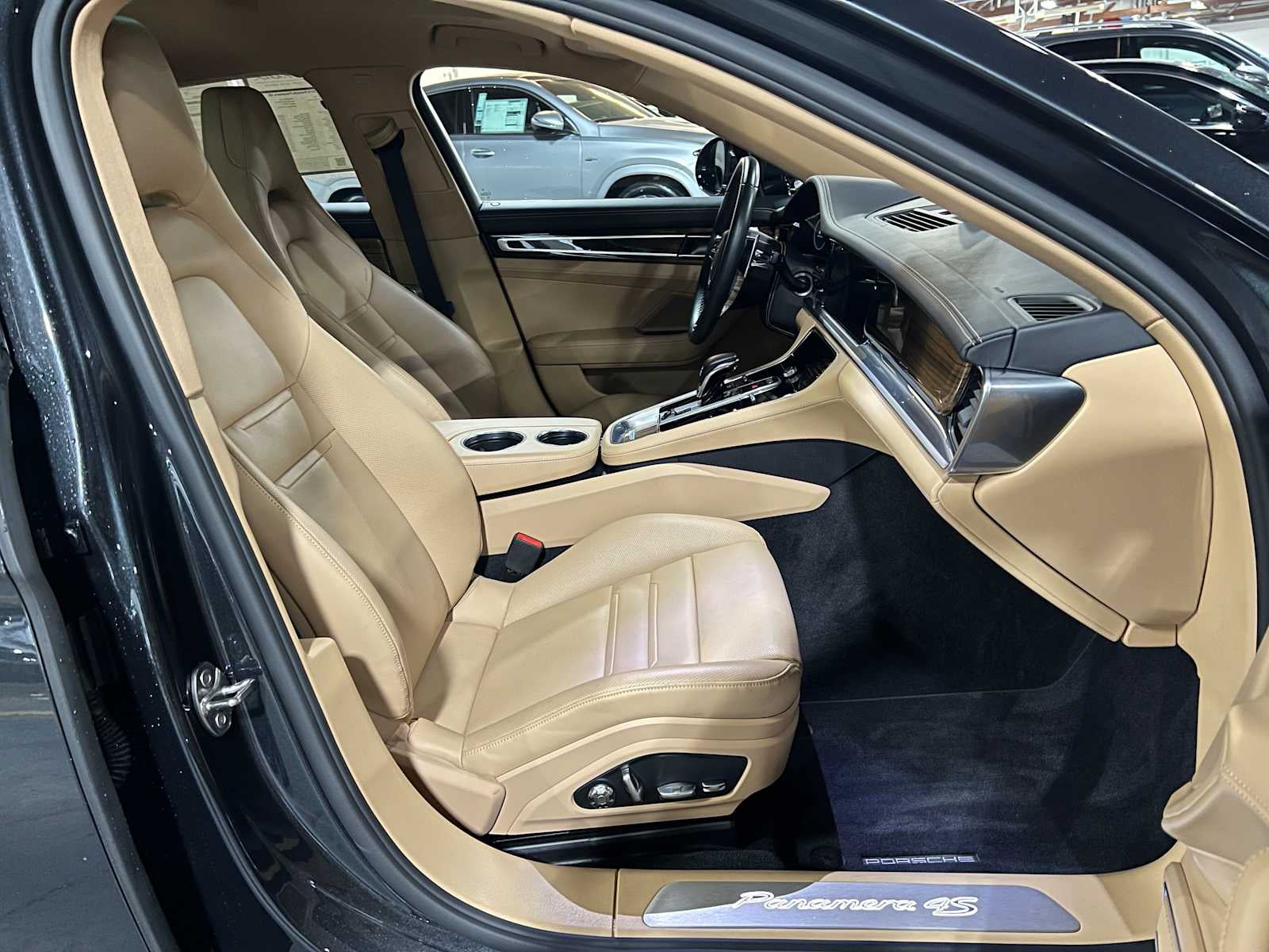2018 Porsche Panamera 4S