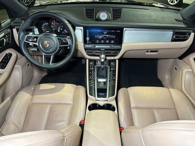 2021 Porsche Macan AWD