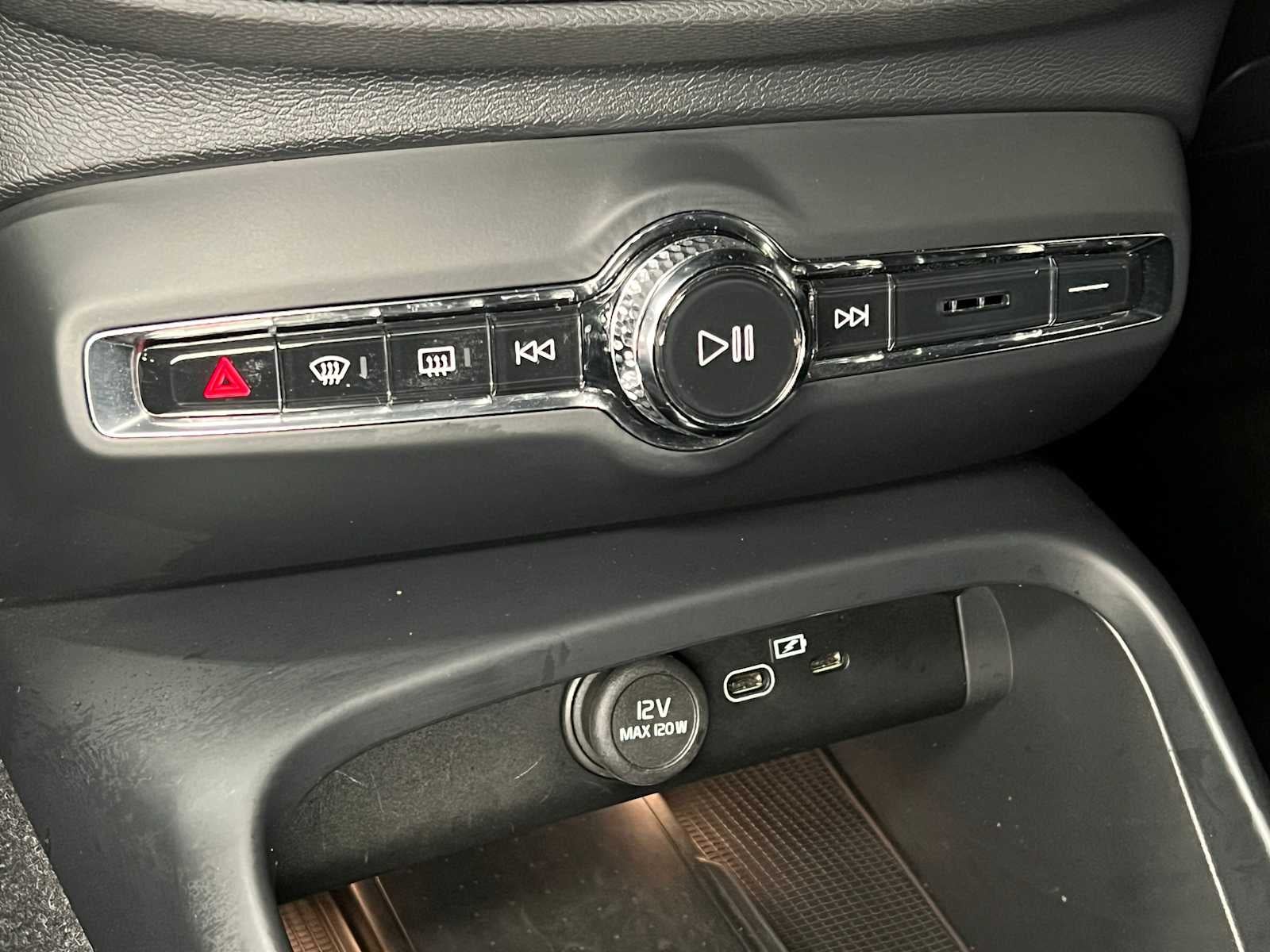 2023 Volvo XC40 Recharge Pure Electric Plus