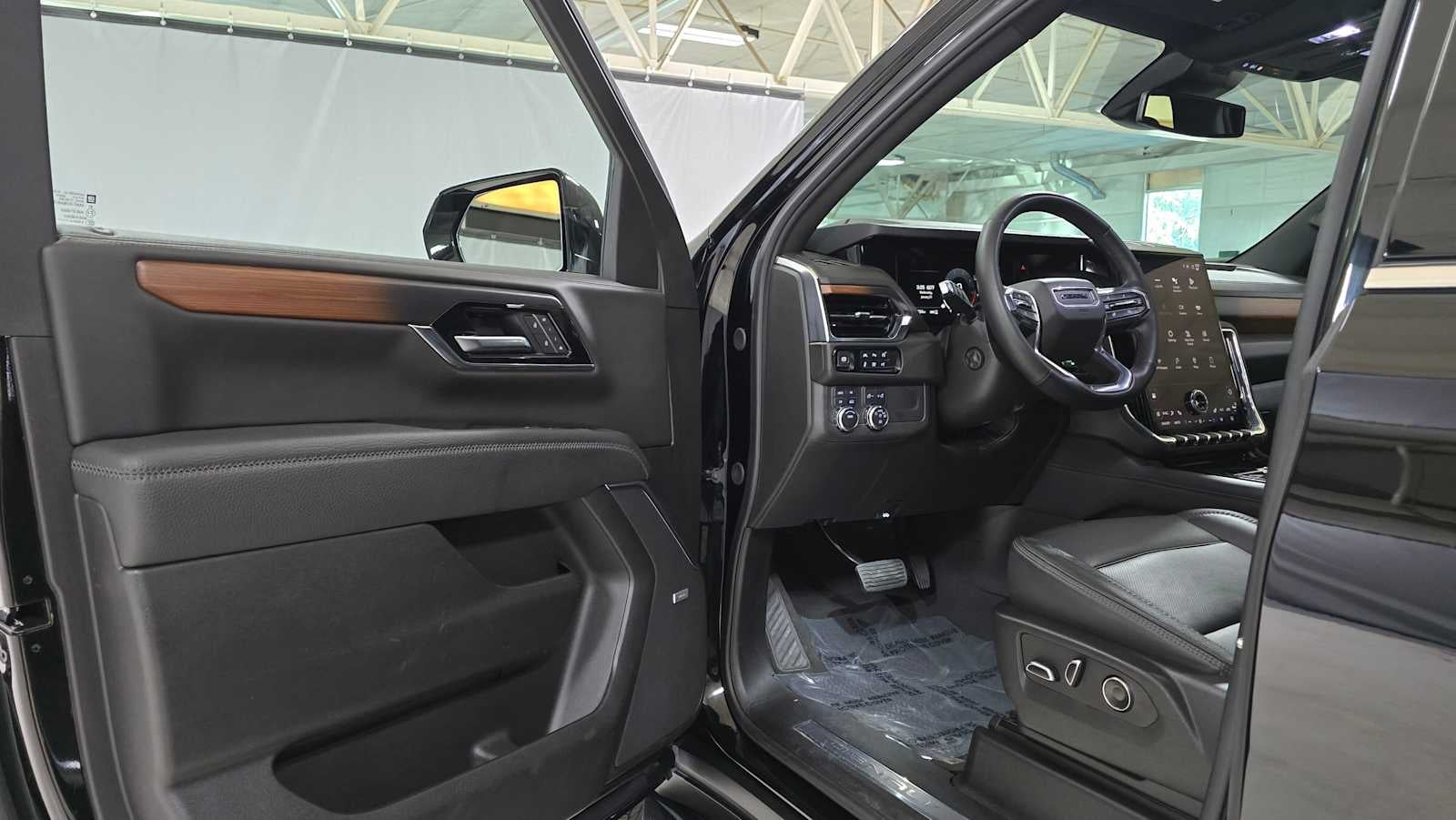 2025 GMC Yukon Denali Denali