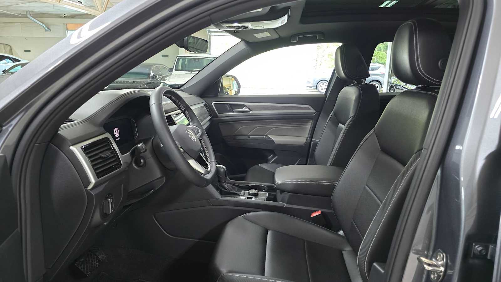 2023 Volkswagen Atlas Cross Sport 2.0T SE w/Technology